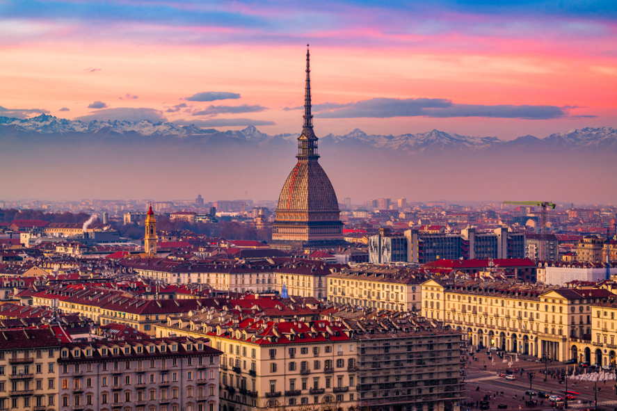 Currency-Exchange-at-Turin-Train-Station Currency Exchange at Turin Train Station: convenient and commission-free