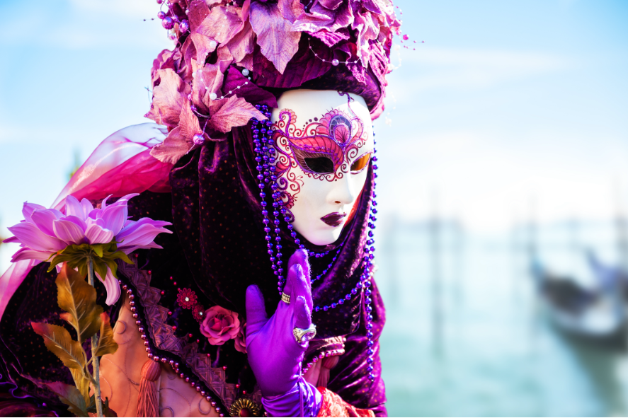Experience Carnival Across Italy: where to go and what to eat