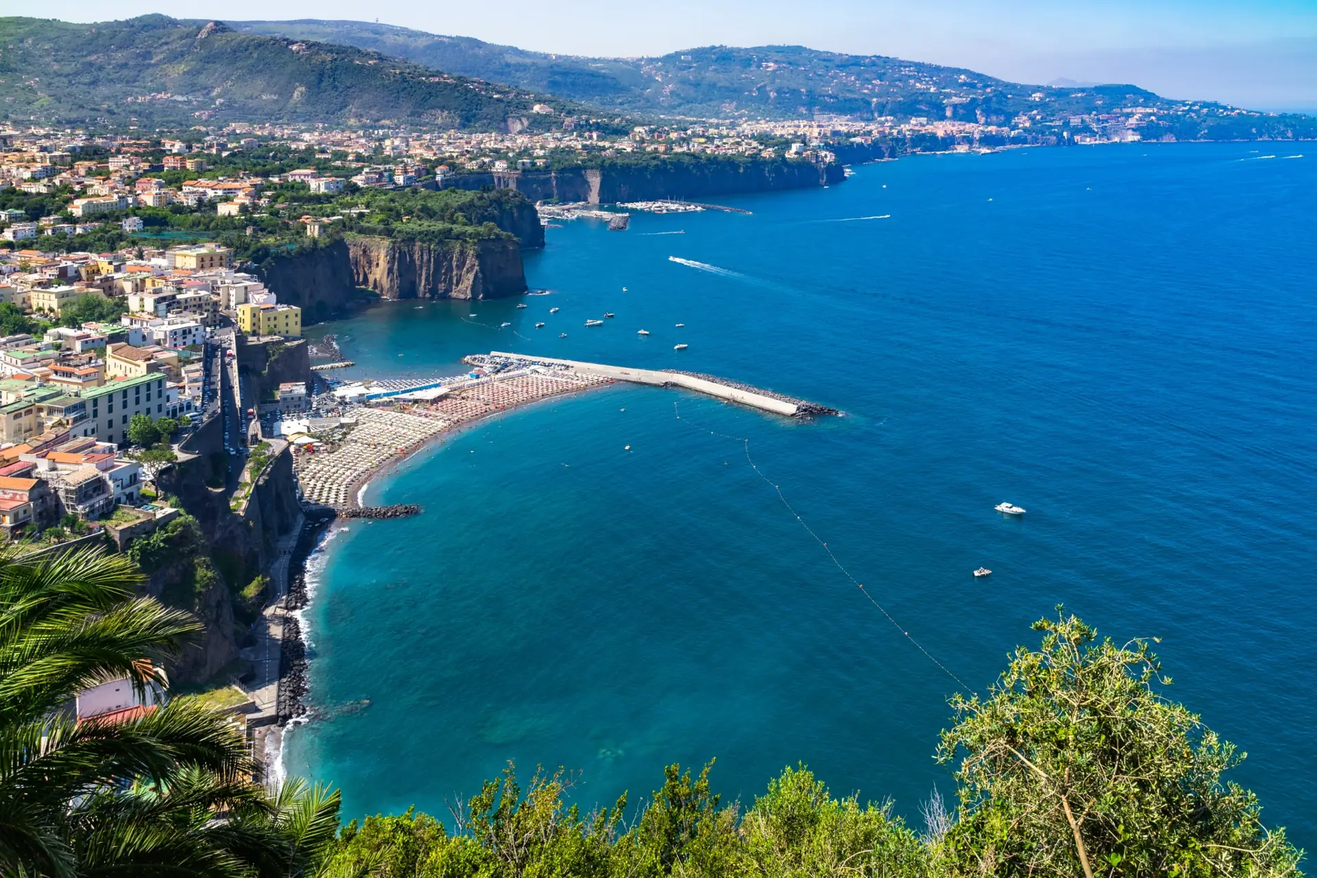 Currency Exchange in Sorrento: What you need to know